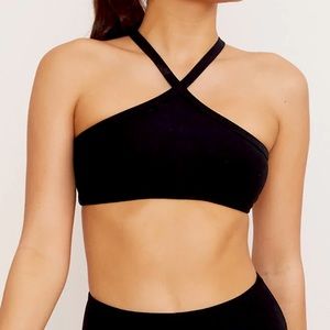 Wolven Onyx Pyramid Top in Medium